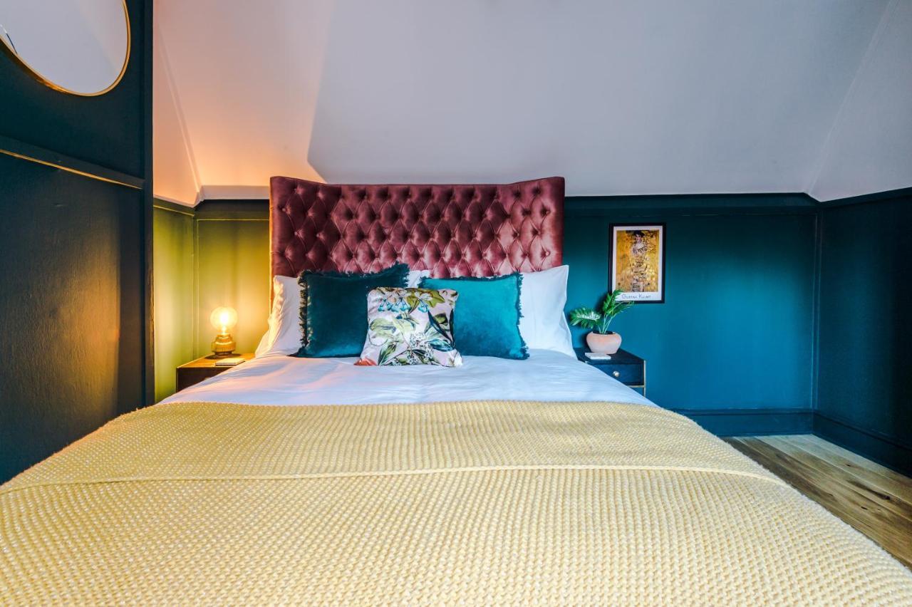 Exquisite Home In Windsor By Casa By Grace, Near Legoland, Perfect For Large Groups, Pet Friendly, Free Parking, Sleeps 7-9! Экстерьер фото